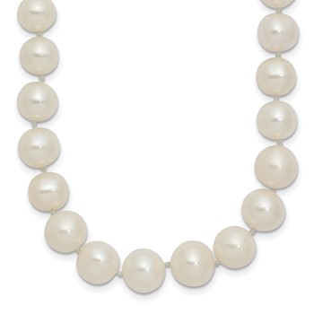 14k 7.5-9mm White Freshwater Cultured Pearl Graduated 18 inch Necklace