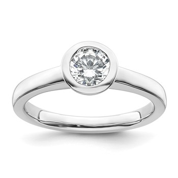 14k White Gold 3/4 carat (5.80 mm) Bezel Round Solitaire Engagement Ring Mounting