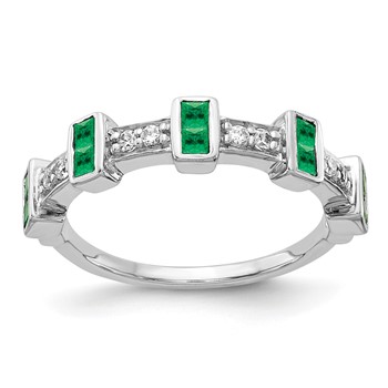 14k Yellow Gold Fancy Diamond and Emerald Ring