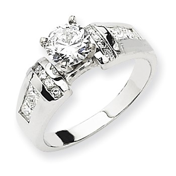 14k White Gold VS Diamond engagement ring